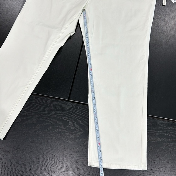 Soft Surroundings Ultimate Denim Straight Leg Jeans in Pearl Ivory Color - 22W - Picture 4 of 10